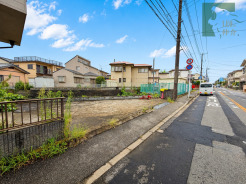 青空が広がり心地よい風が吹き抜ける開放的なロケーションが日常に心地よさをもたらします
