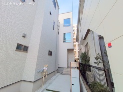 市川市湊新田２丁目