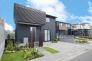 外観（施工例）
モダンなフォルムと開放感ある街並みに調和するスタイリッシュ住宅。