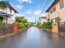 緑豊かな街並みに囲まれ、穏やかな時間が流れる落ち着いた佇まいの住環境です。