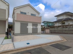 成田市橋賀台1丁目