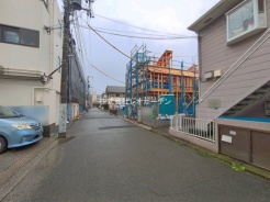 市川市湊新田2丁目